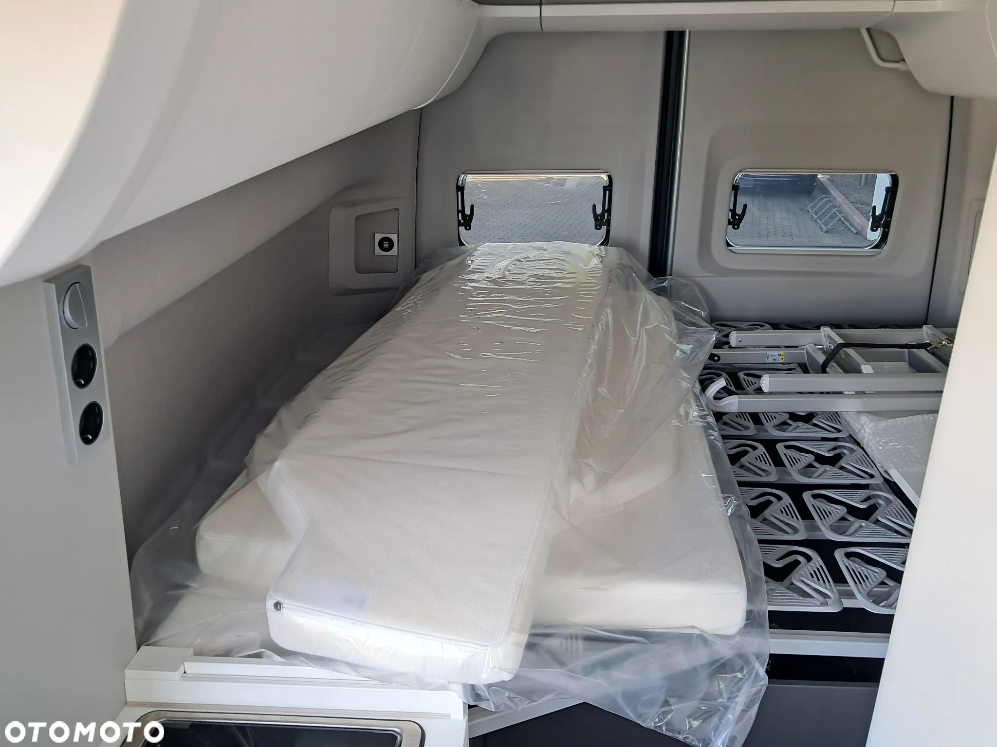 Volkswagen Crafter Grand California - 20
