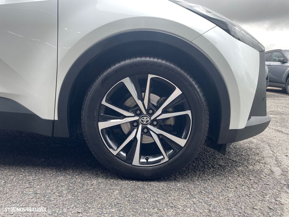 Toyota C-HR 1.8 Hybrid Square Collection - 18