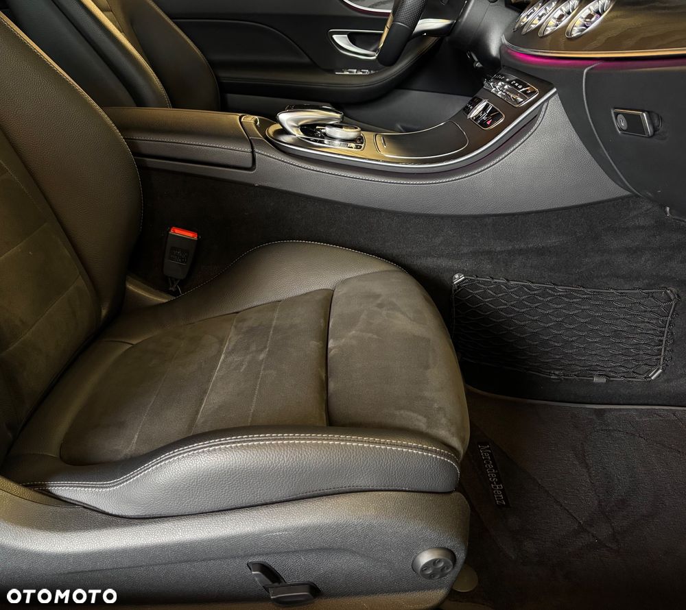 Mercedes-Benz Klasa E 300 9G-TRONIC AMG Line - 17