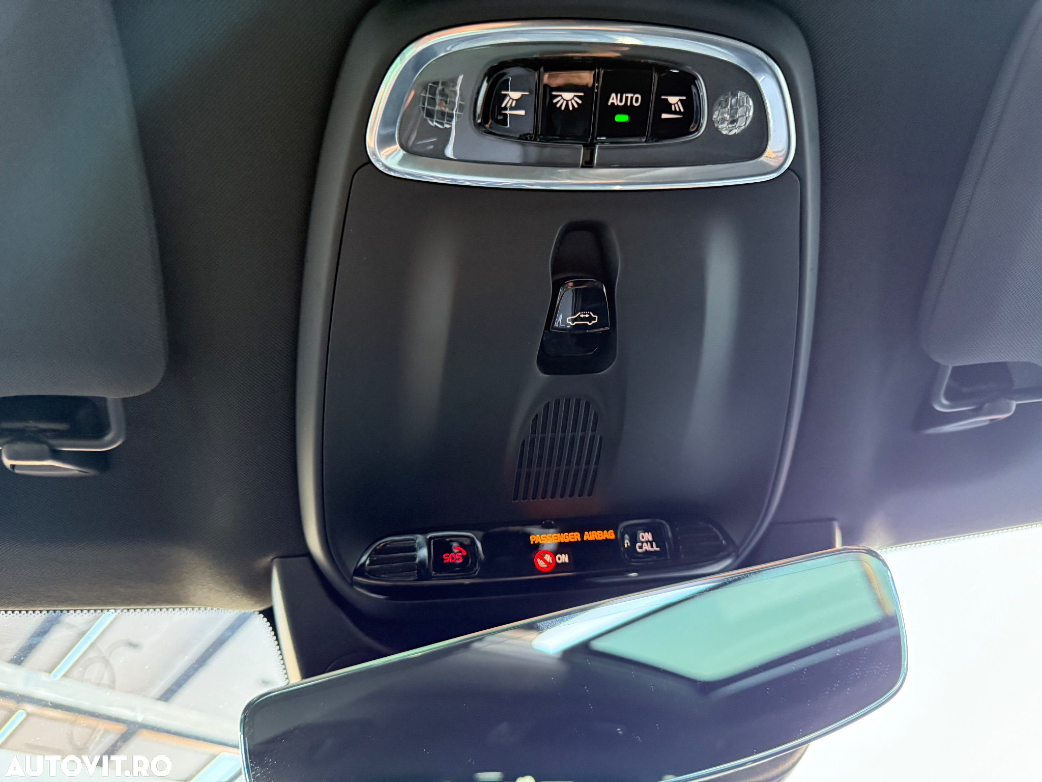 Volvo XC 90 T8 AWD Recharge Geartronic RDesign - 36