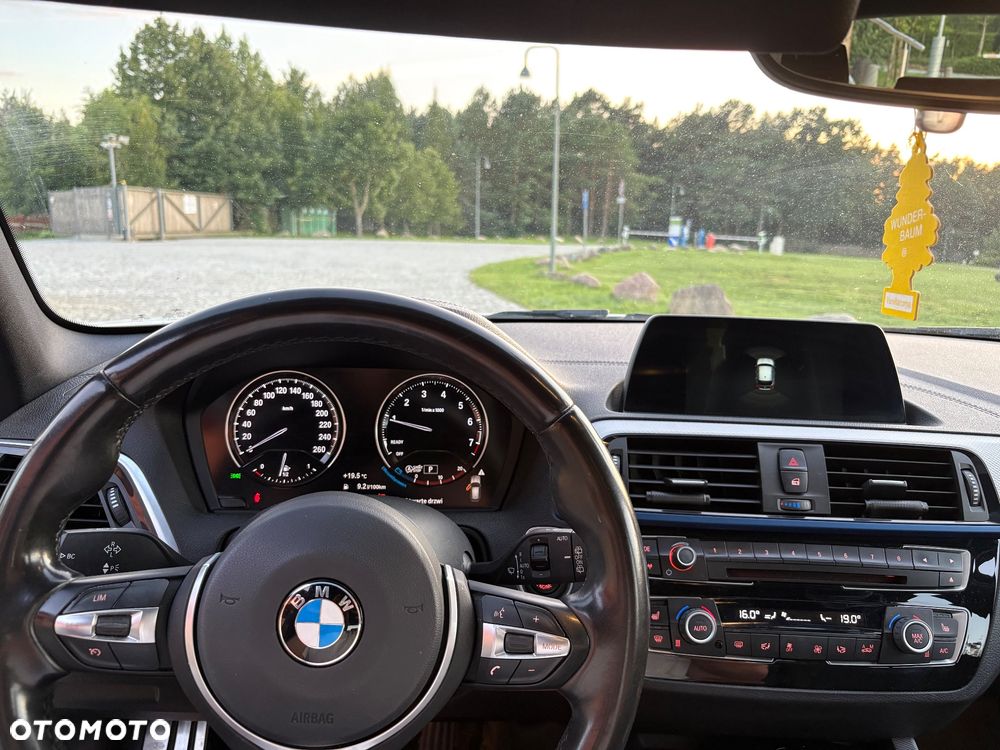 BMW Seria 1 118i M Sport - 8