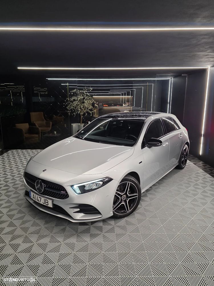 Mercedes-Benz A 250 e AMG Line - 3