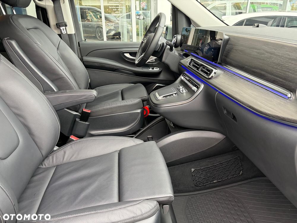 Mercedes-Benz Klasa V 250 d 4-Matic Avantgarde 9G-Tronic (długi) - 23