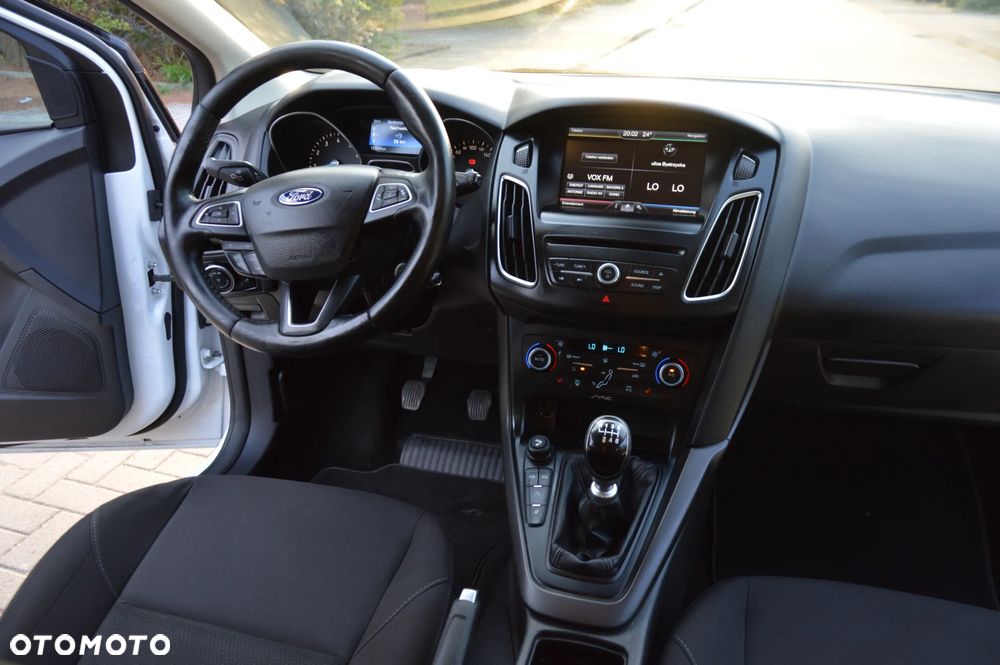 Ford Focus 1.0 EcoBoost Gold X (Edition) - 16