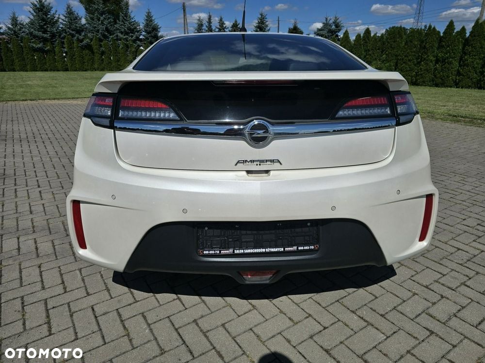 Opel Ampera - 11