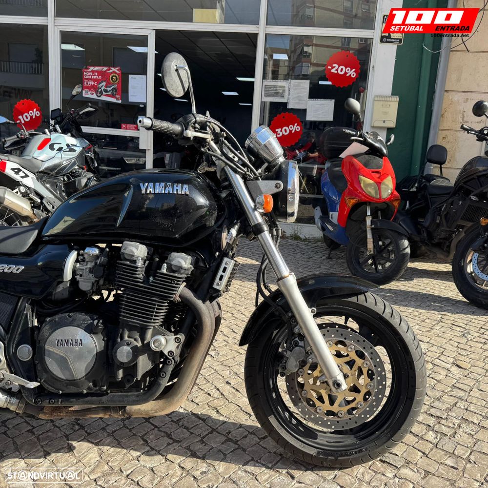 Yamaha XJR 1300 - 16