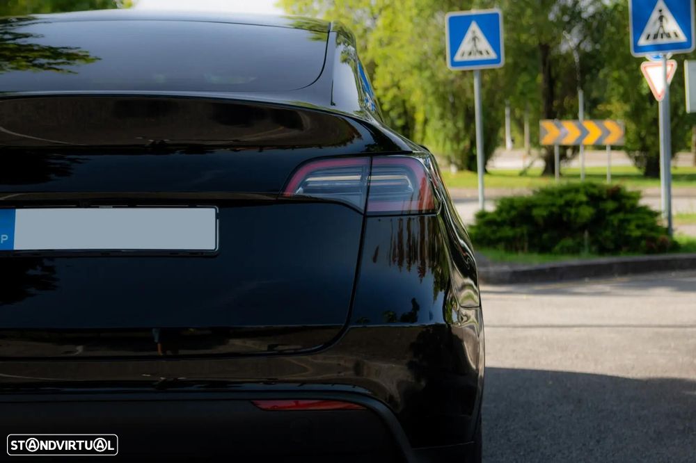 Tesla Model Y RWD - 59