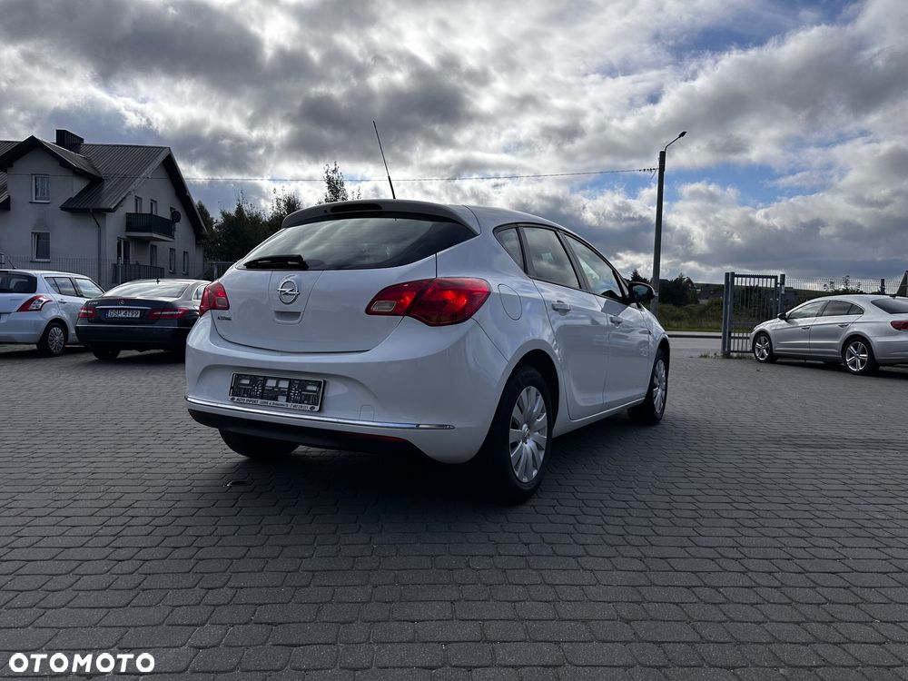Opel Astra - 20