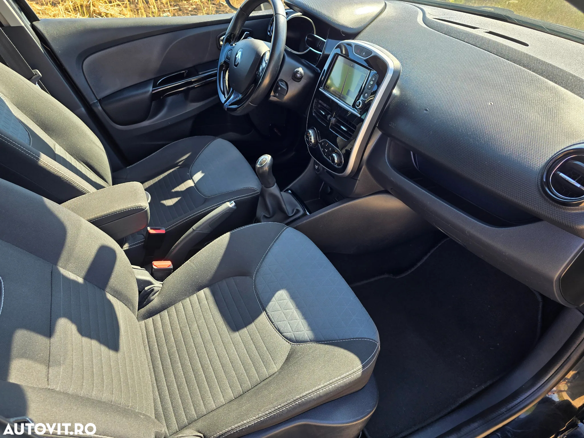 Renault Clio Energy dCi 90 Start & Stop Luxe - 10