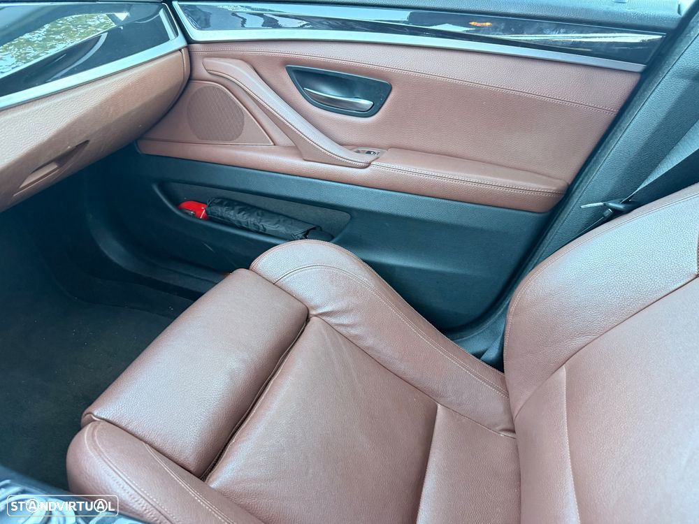 BMW 520 d Line Luxury Auto - 23