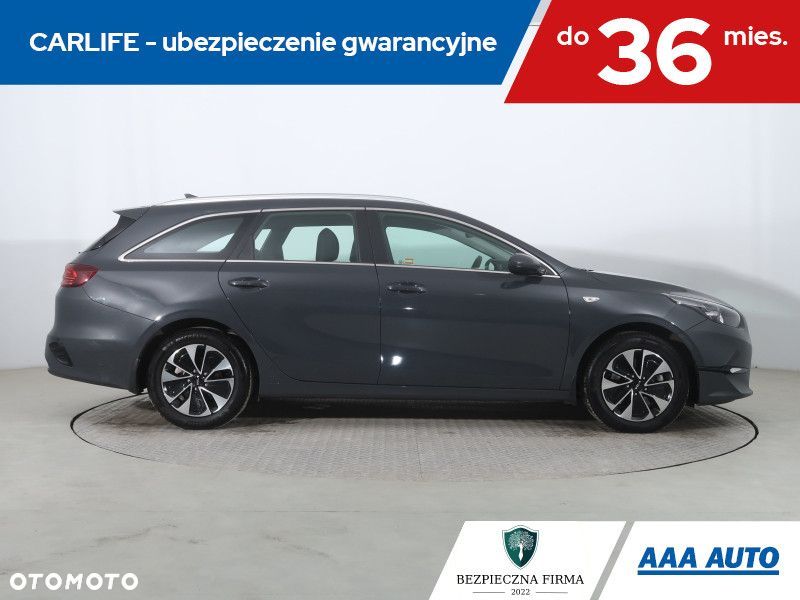 Kia Ceed - 8