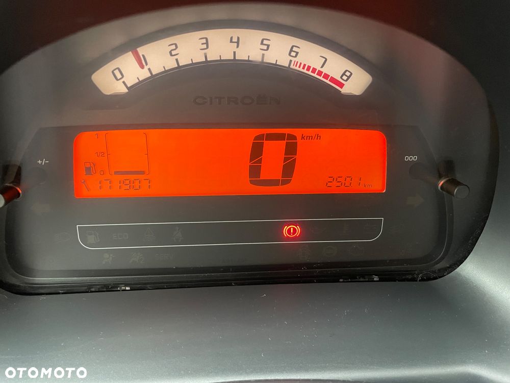 Citroën C2 1.1 VTR - 13