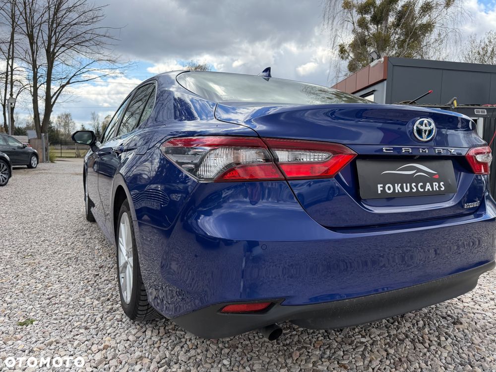 Toyota Camry 2.5 Hybrid Comfort CVT - 6