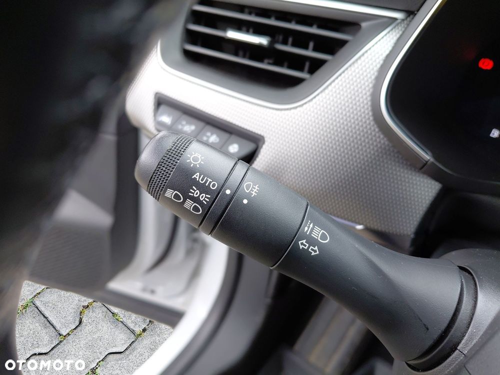 Renault Arkana 1.6 E-TECH Intens MMT - 26
