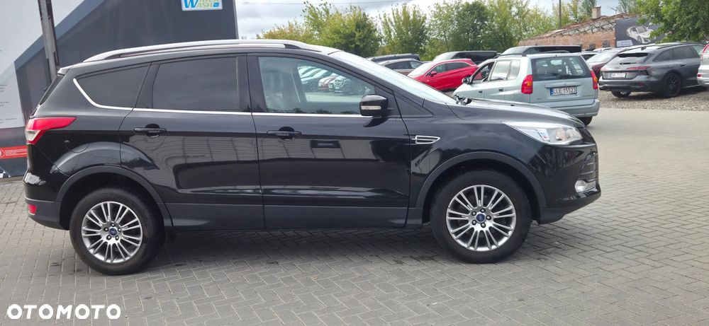 Ford Kuga 2.0 TDCi 2x4 Titanium - 21