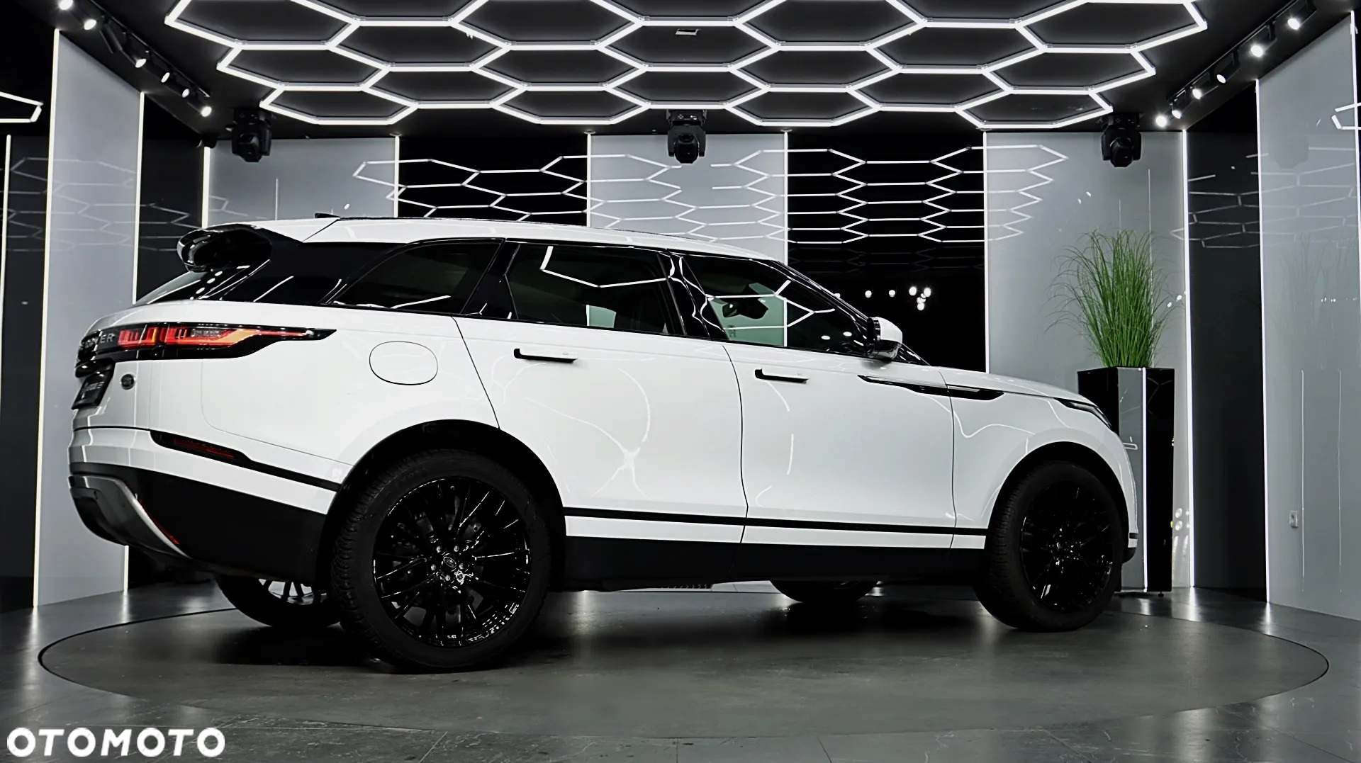 Land Rover Range Rover Velar 2.0 Si4 GPF - 10