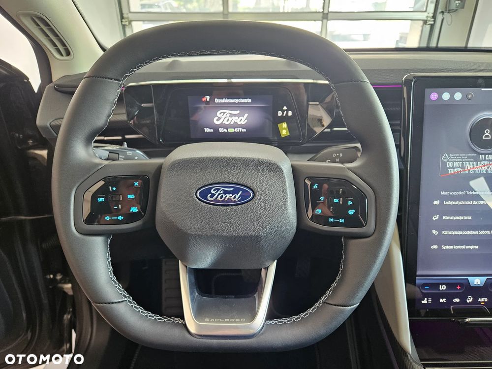 Ford Explorer 79kWh Premium RWD - 26