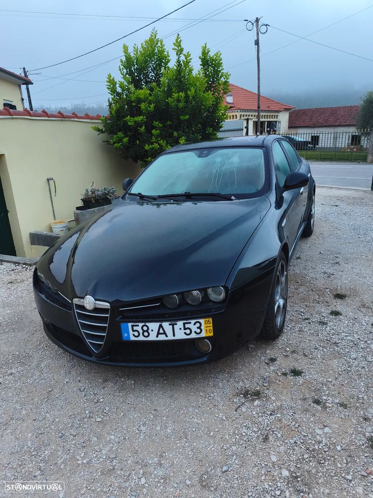 Alfa Romeo 159 1.9 JTDm 16V - 1