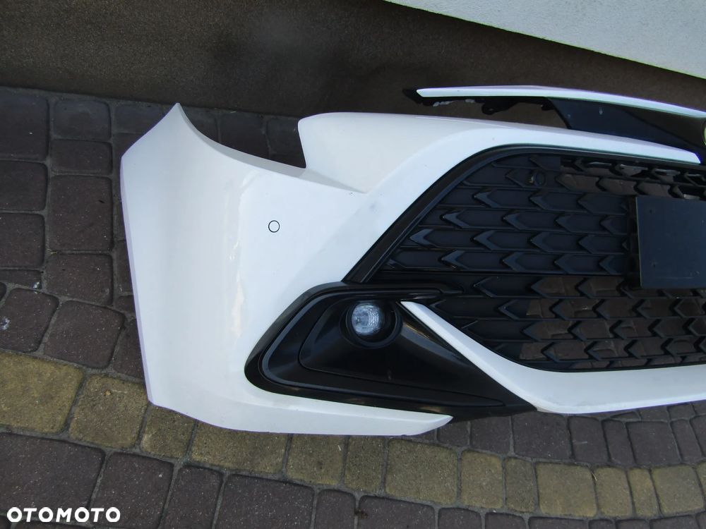 TOYOTA COROLLA E21 ZDERZAK PRZÓD LIFT 040 4PDC 23 25R - 2