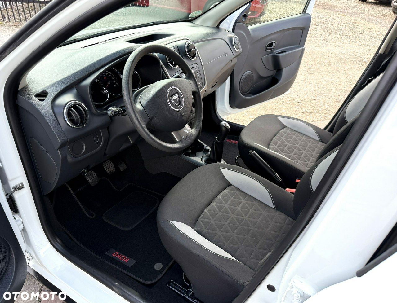 Dacia Sandero Stepway 0.9 TCe Outdoor S&S - 18