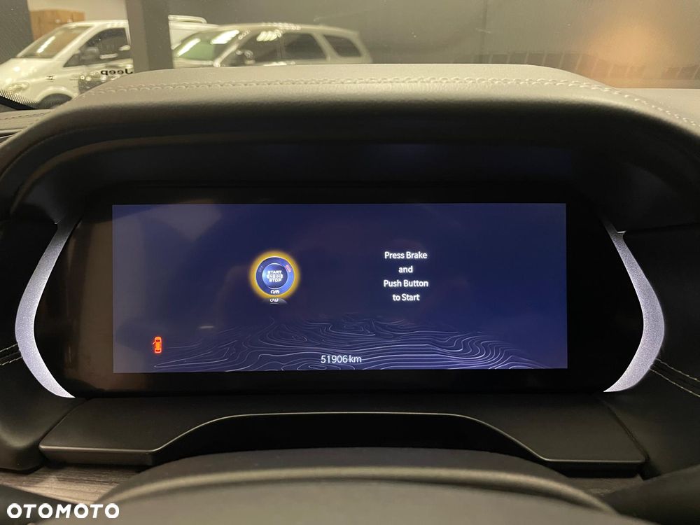 Jeep Grand Cherokee - 27