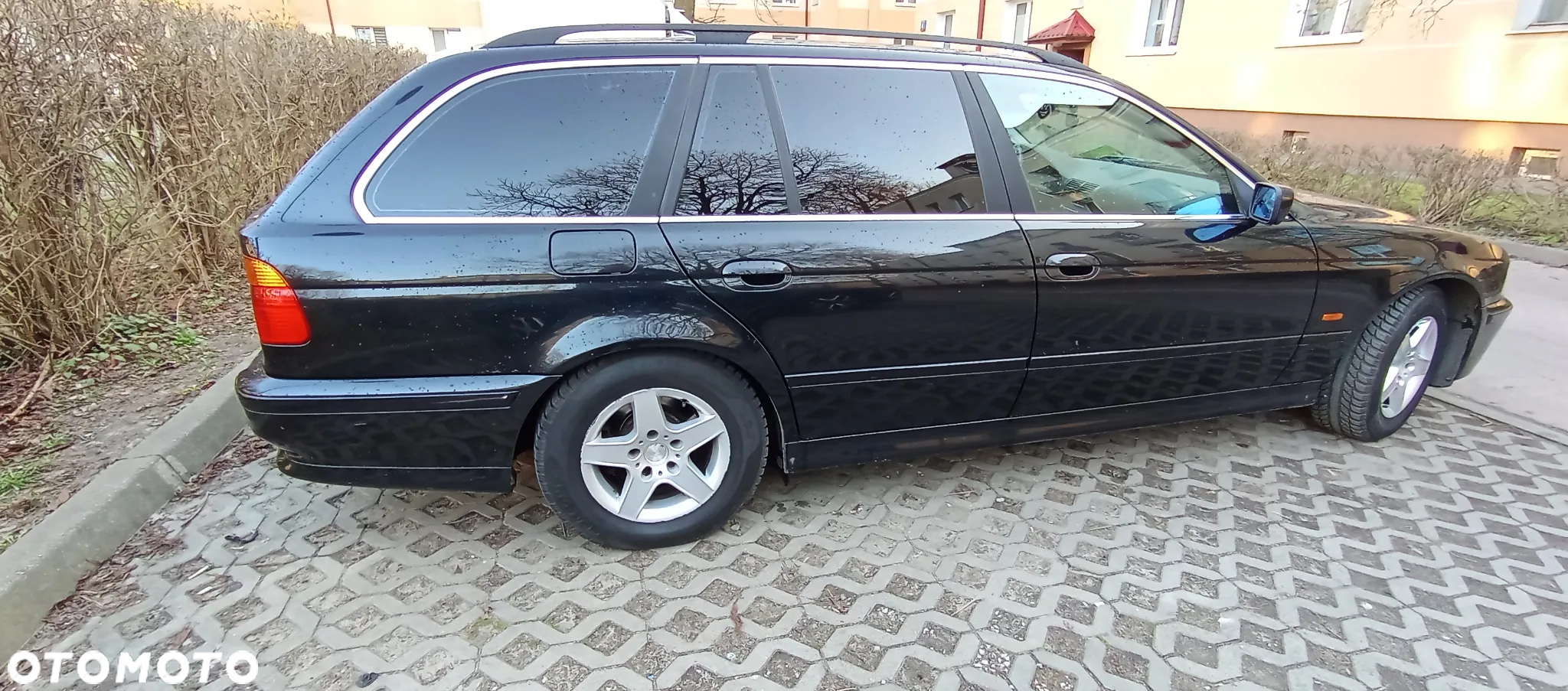 BMW Seria 5 520i - 10