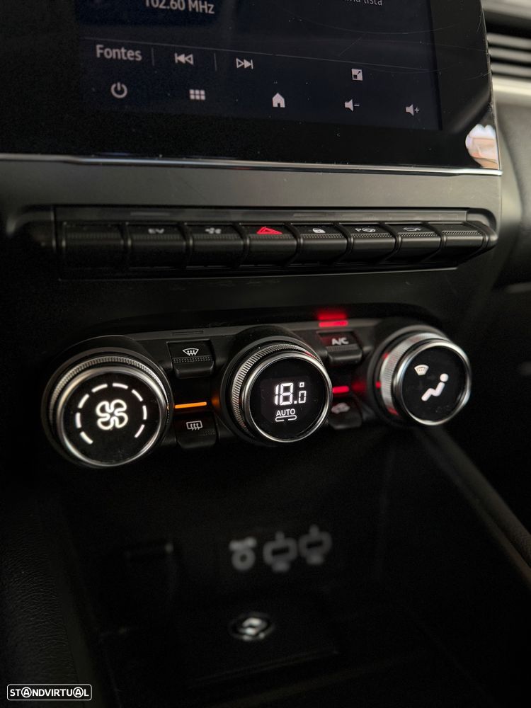 Renault Captur 1.6 E-Tech Plug-In Intens - 33