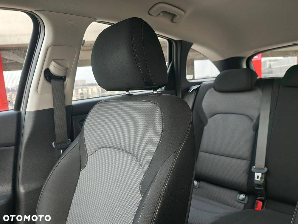 Hyundai i30 1.5 DPI Modern - 16