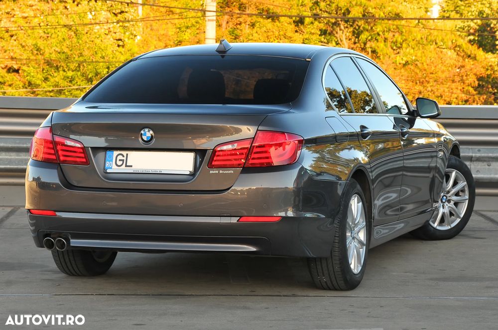 BMW Seria 5 520d - 2