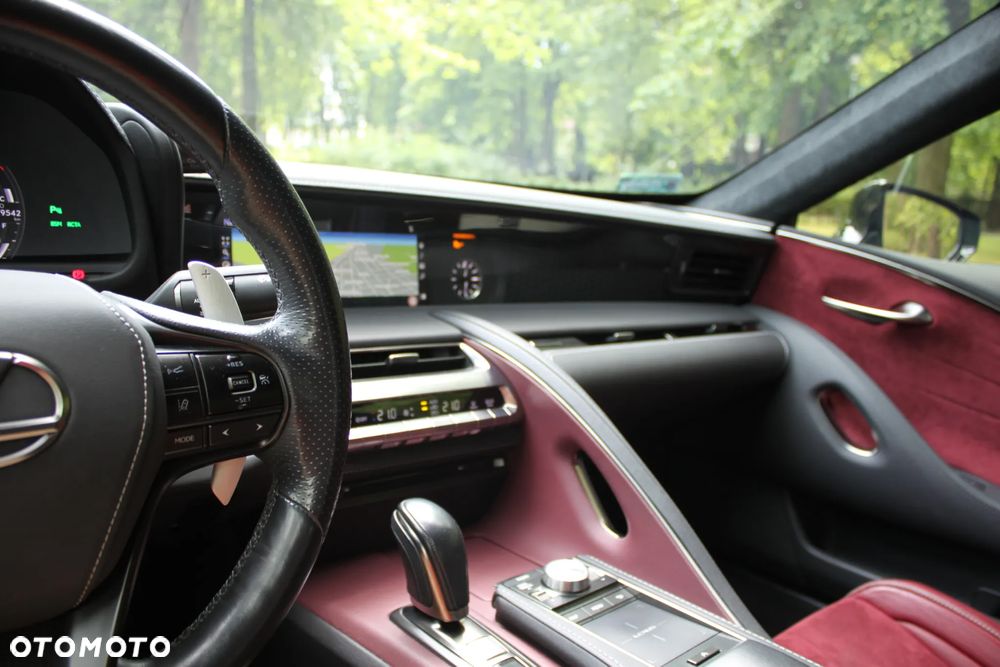 Lexus LC 500 Superturismo - 15