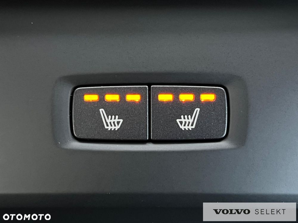 Volvo XC 90 - 33