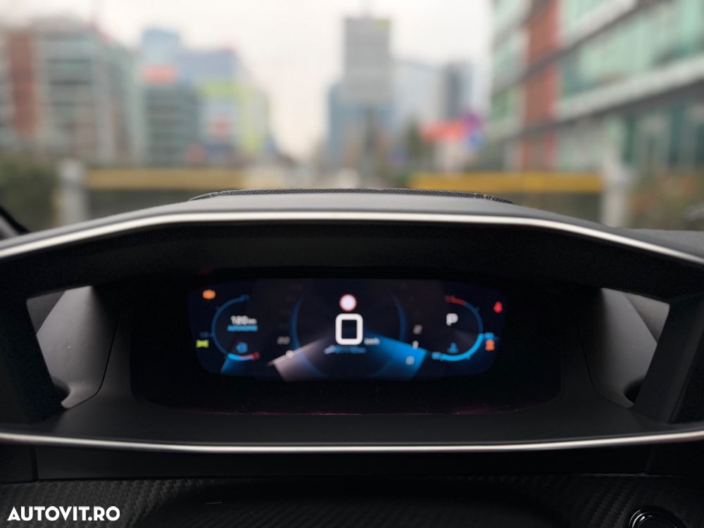 Peugeot 208 PureTech 130 EAT8 GT Pack - 30