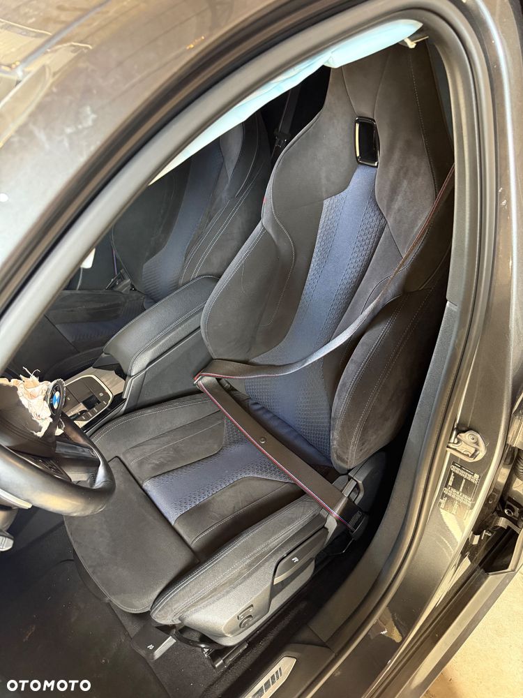 BMW Seria 1 120i M Sport - 8