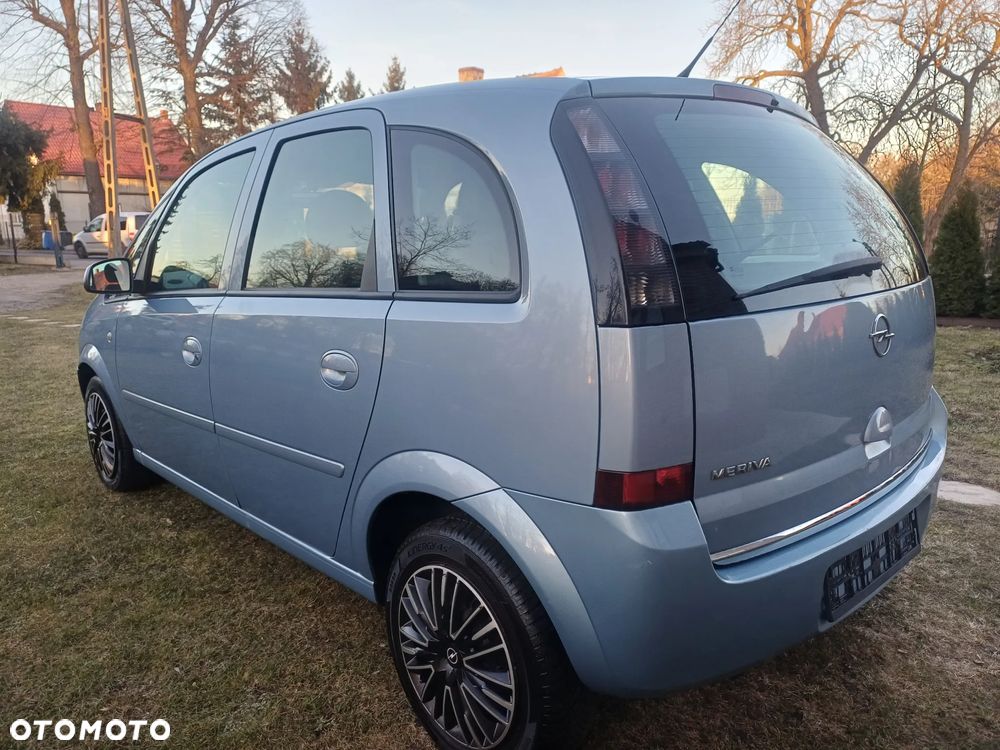Opel Meriva 1.4 - 9