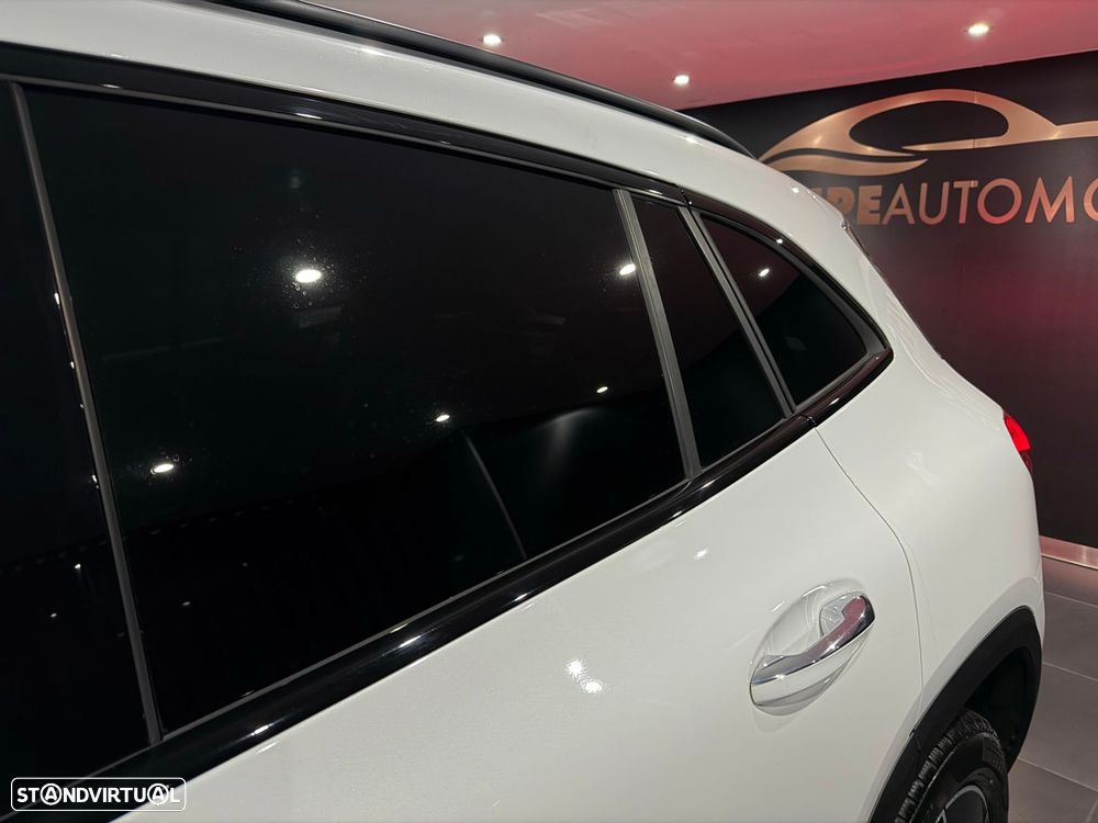 Mercedes-Benz EQA 250 AMG Line - 11