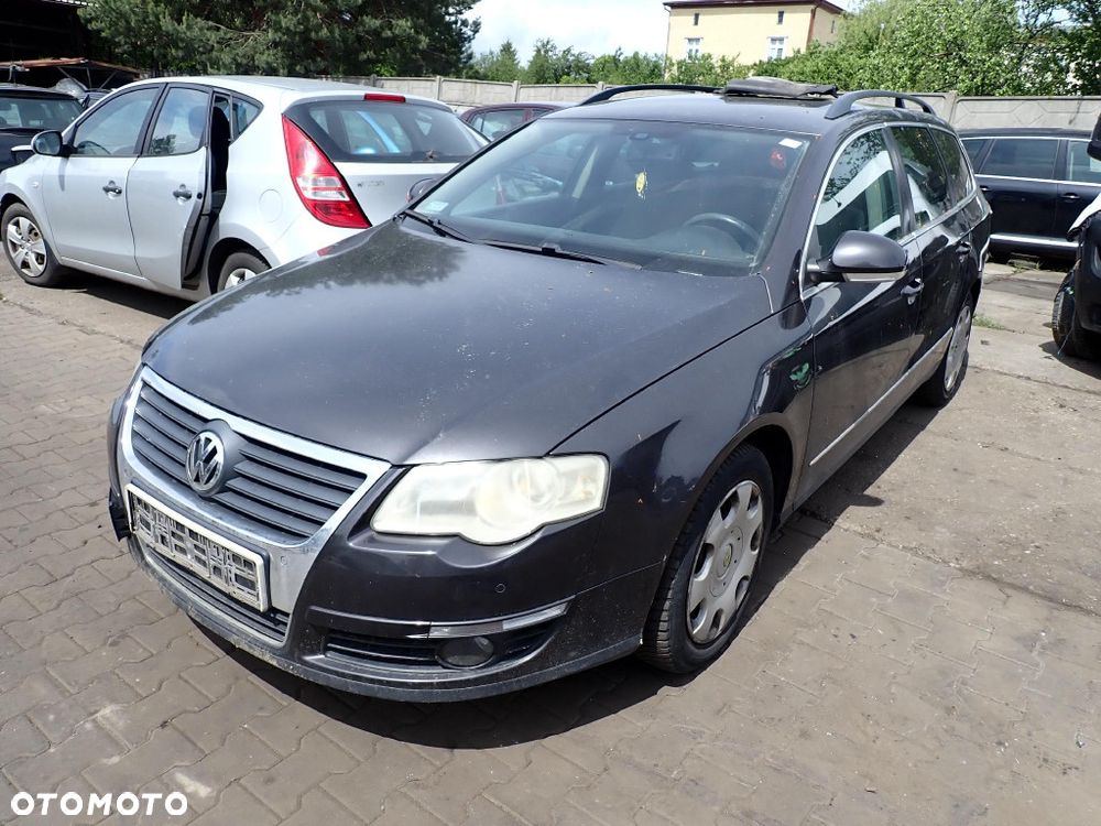CZĘŚCI - Vw Passat B6 1,9TDI 105KM BXE KOMBI 5B JCX lakier LC8Z  2007r. INDEX - 10046 - 1