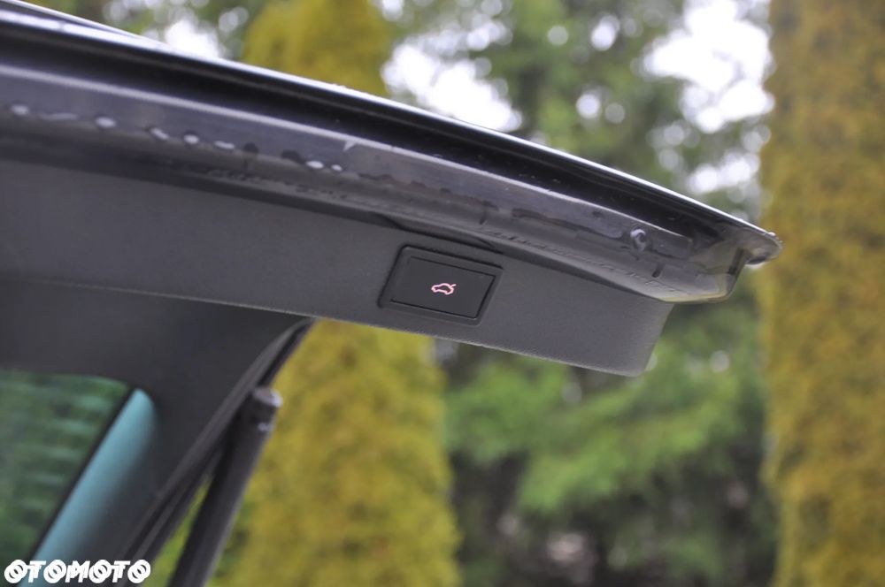 Skoda Superb 2.0 TDI DSG Exclusive - 25