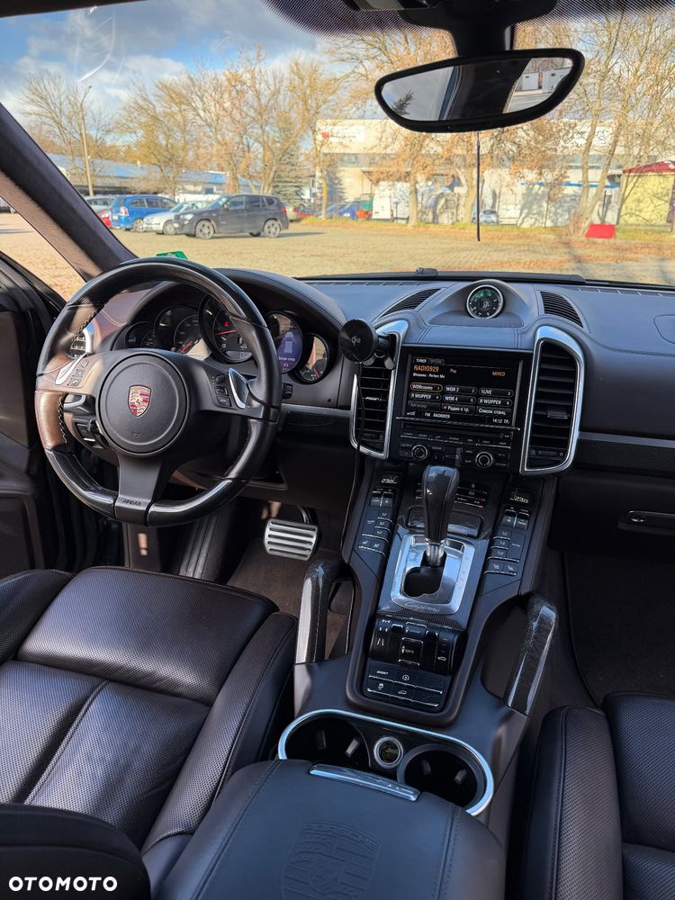 Porsche Cayenne - 15