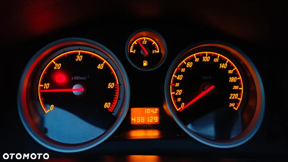 Opel Astra 1.9 CDTI Enjoy - 8