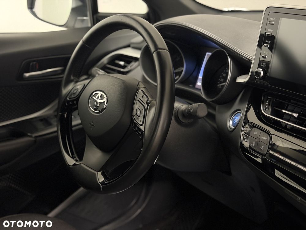 Toyota C-HR Flow - 26