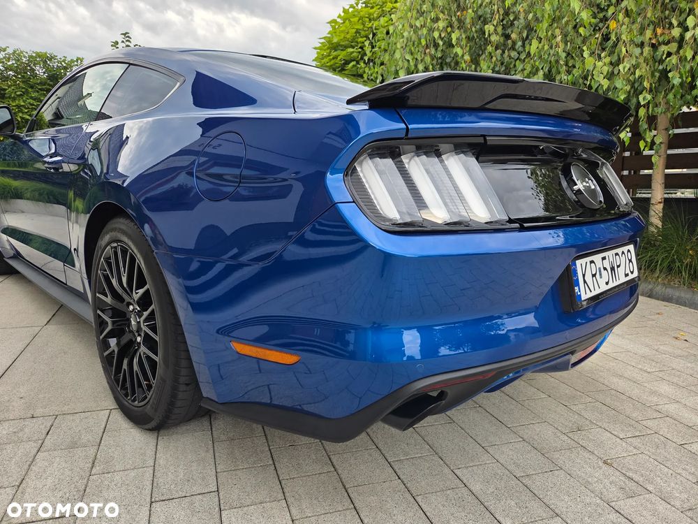 Ford Mustang 5.0 V8 GT - 14