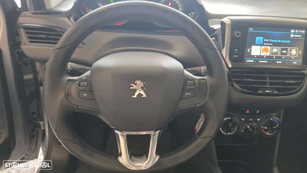 Peugeot 208 1.5 BlueHDi Signature - 39