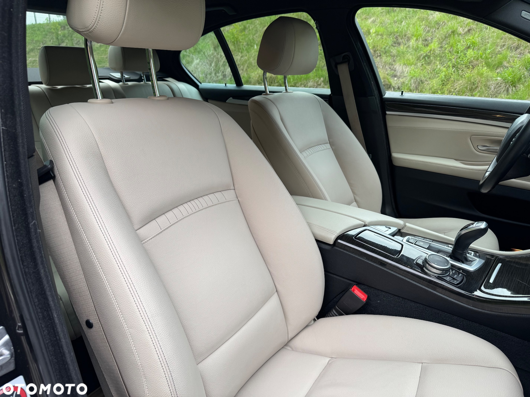 BMW Seria 5 525d xDrive Luxury Line - 27