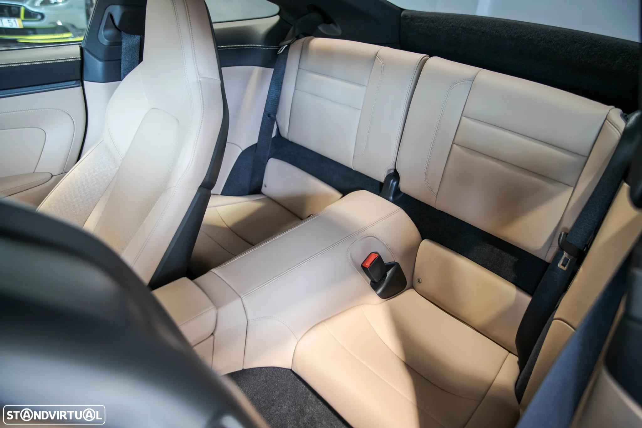 Porsche 911 (992) Carrera S PDK - 21