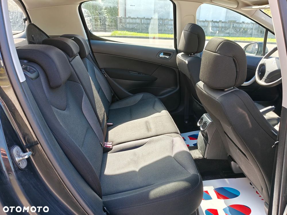 Peugeot 308 1.6 Trendy - 26