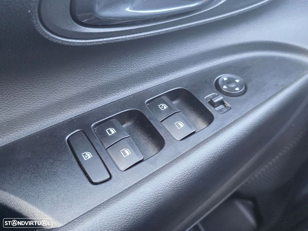 Hyundai i20 1.2 MPi Comfort - 24