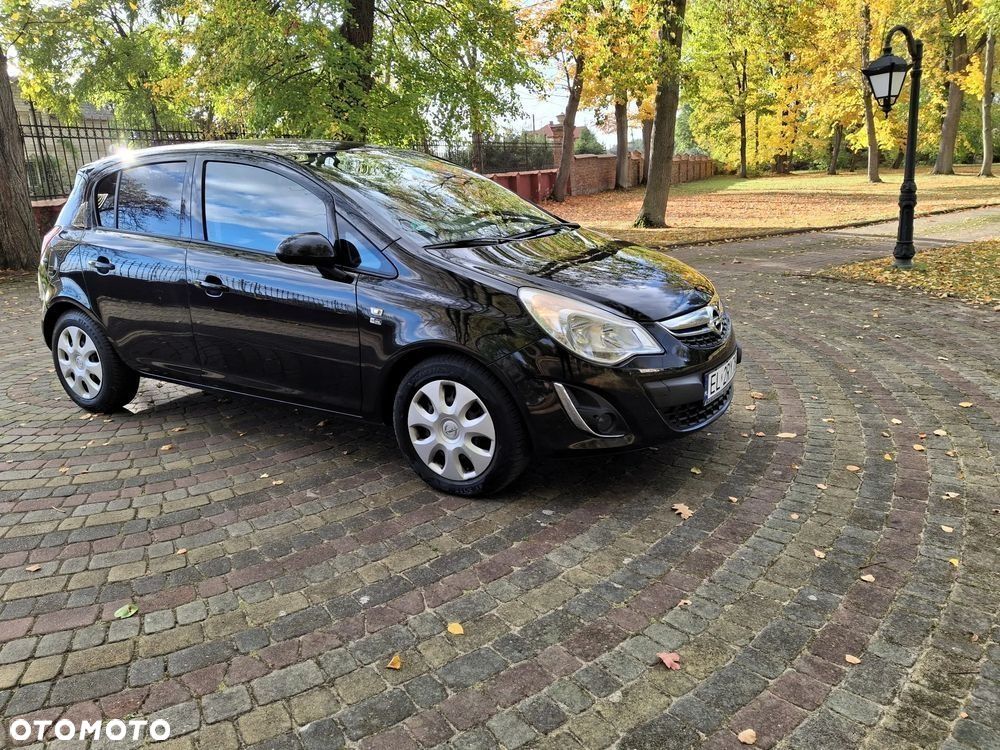 Opel Corsa 1.4 16V 150 Jahre - 29