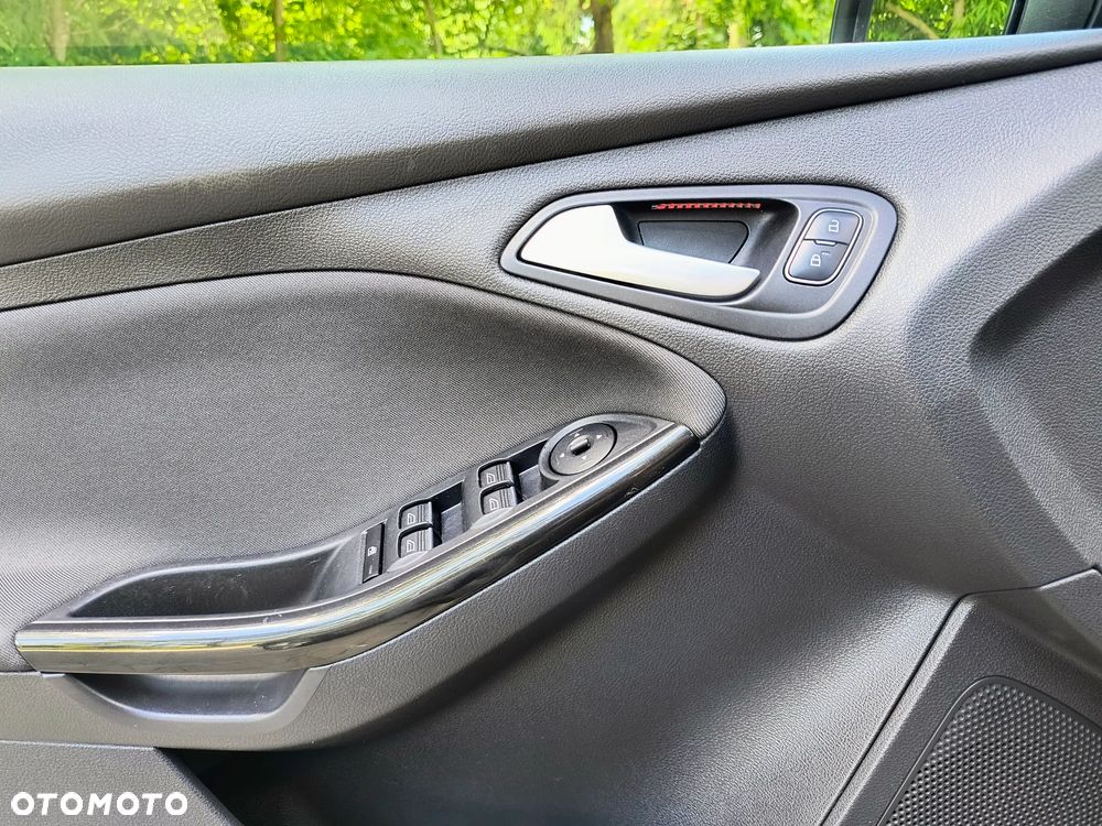 Ford Focus 1.5 TDCi Titanium ASS - 14