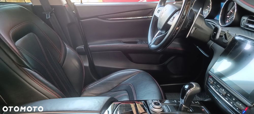 Maserati Quattroporte S Q4 GranSport - 11