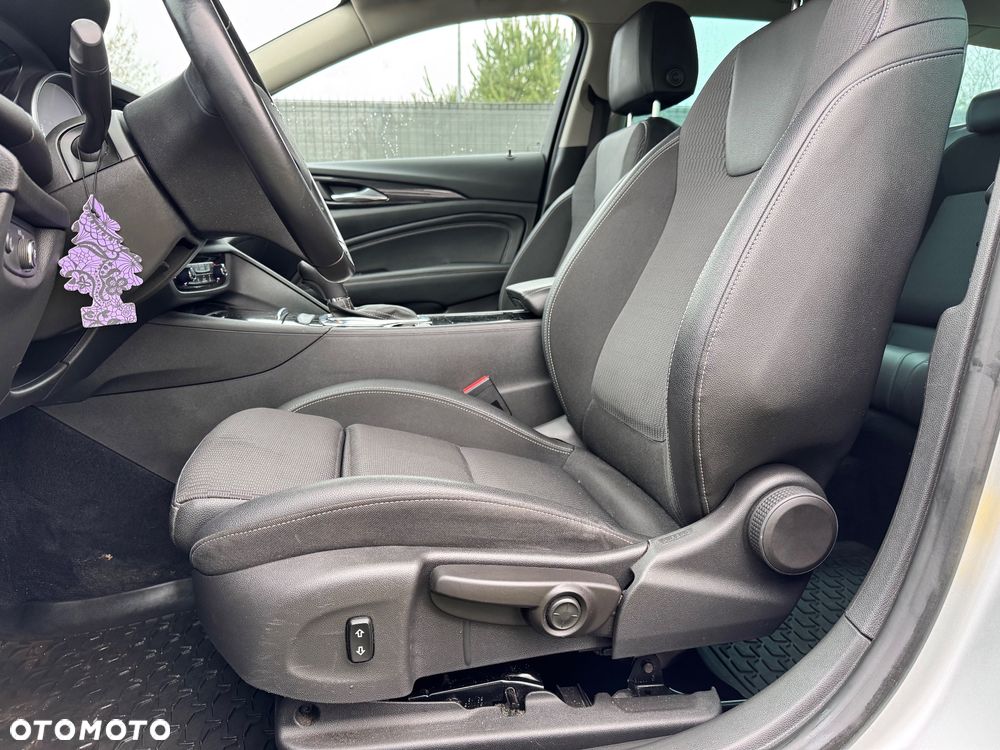 Opel Insignia 2.0 CDTI automatik Business Edition - 13